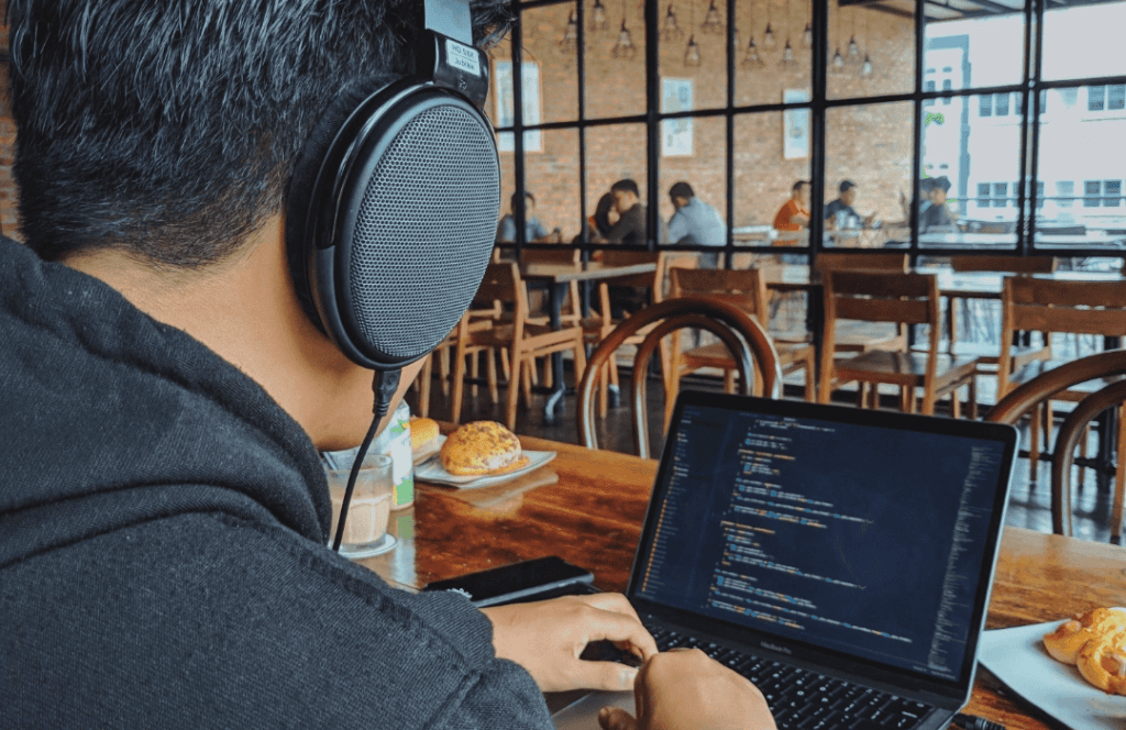 irvan-smith-ymn_ty_mbn8-unsplash-at-2x